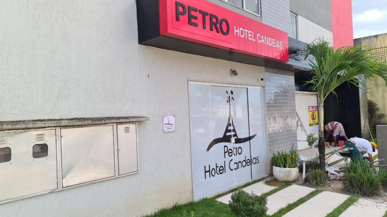 Petro Hotel Candeias Candeias  Екстериор снимка
