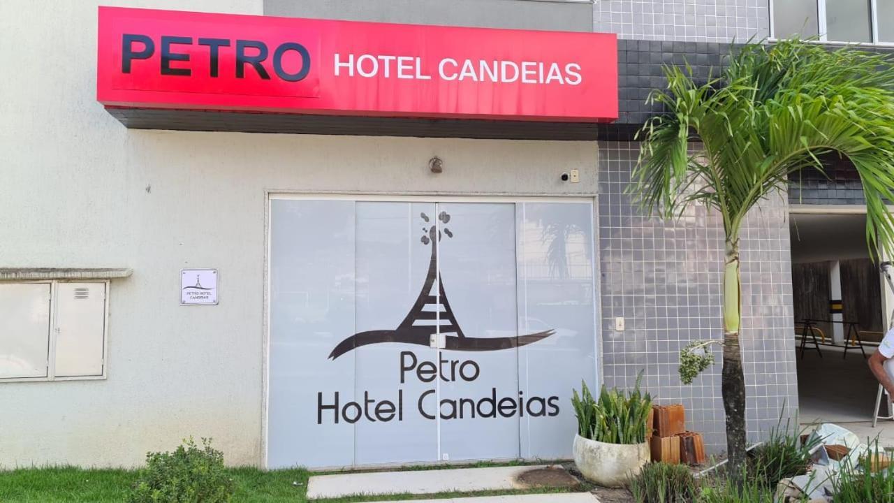 Petro Hotel Candeias Candeias  Екстериор снимка